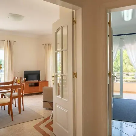 Apartamento 2 Bed 2 Bath W Bbq And Pool 5 Min Marina Vilamoura *